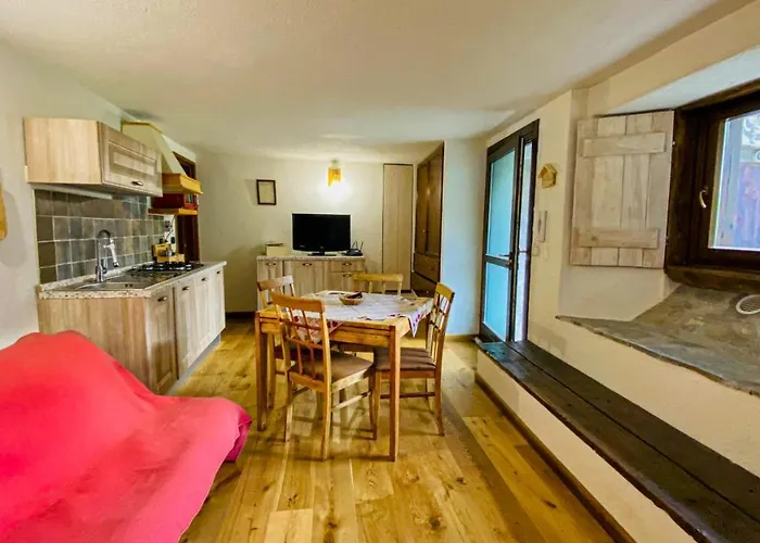 La Casa Di Tommy Savoulx